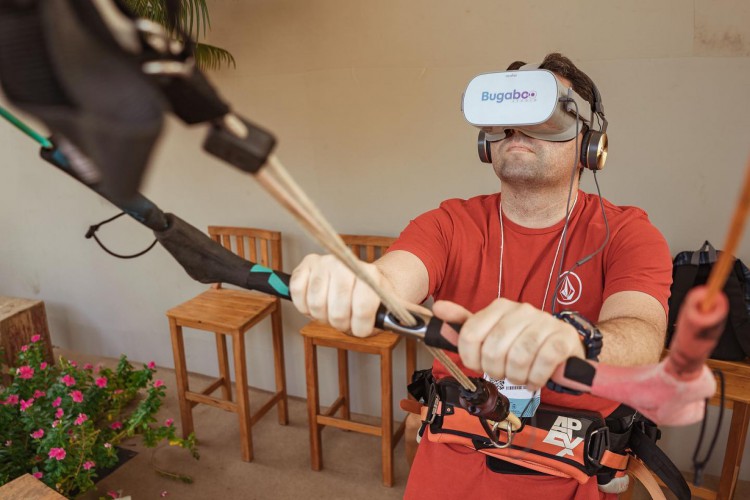 Experiência de realidade virtual com a Bugaboo Studio(Foto: Reprodução Facebook)