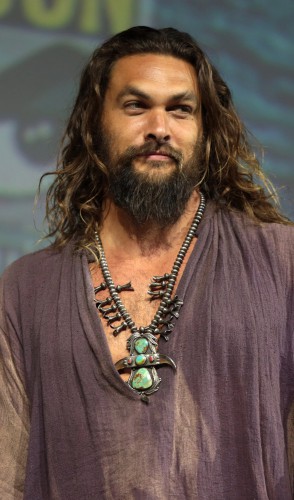 <i>10) Jason Momoa.</i> O ator havaiano é famoso por ter encarnado Khal Drogo, de GOT, e Aquaman, da DC.