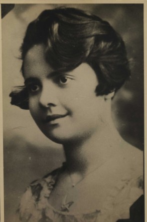 Rachel de Queiroz, nos anos 30, quando lançou o romance O Quinze(Foto: Biblioteca Nacional )