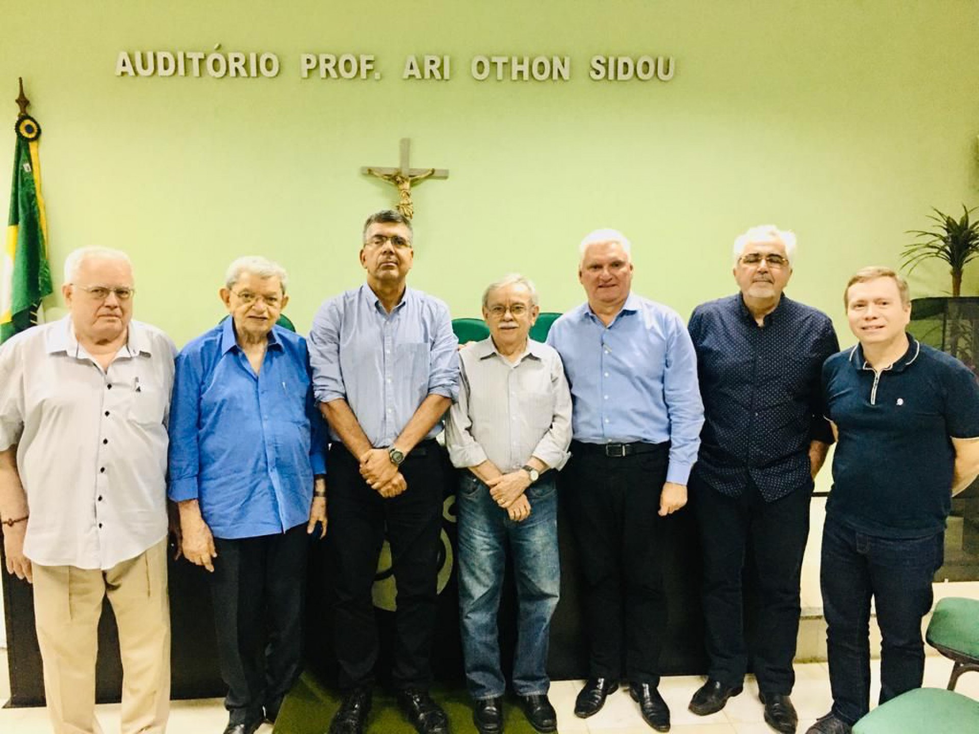 Gonzaga Mota, Pedro Sisnando, Lauro Chaves, Raimundo Padilha, José Maria Porto, Ricardo Eleutério e Ricardo Coimbra (Foto: Divulgação)