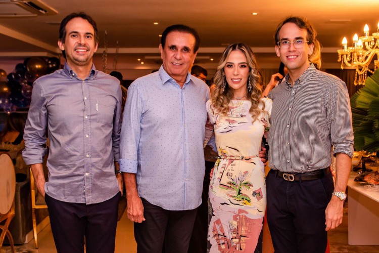 Gaudêncio Lucena: 70 anos em jantar com a família(Foto: Arquivo pessoal)