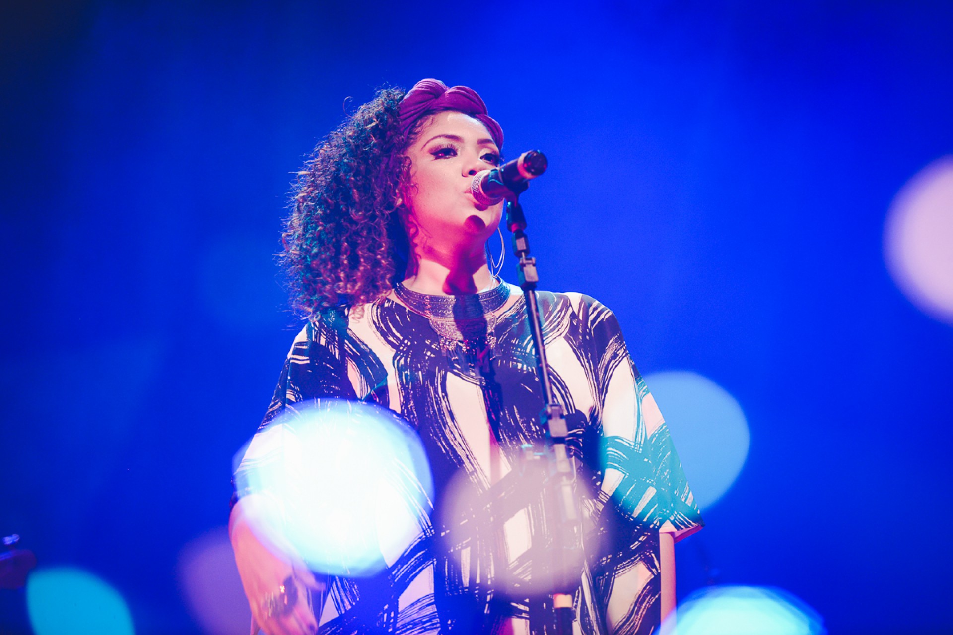 Lorena Nunes faz show e ministrará atividade sobre gestão de carreira na arte (Foto: Divulgação)