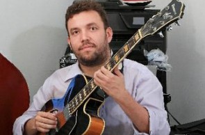 Dalwton Moura, jornalista e compositor