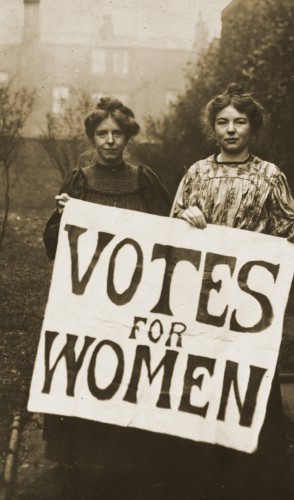 A Nova Zelândia, porém, foi o primeiro país a conferir o direito do voto às mulheres, em 1883. 