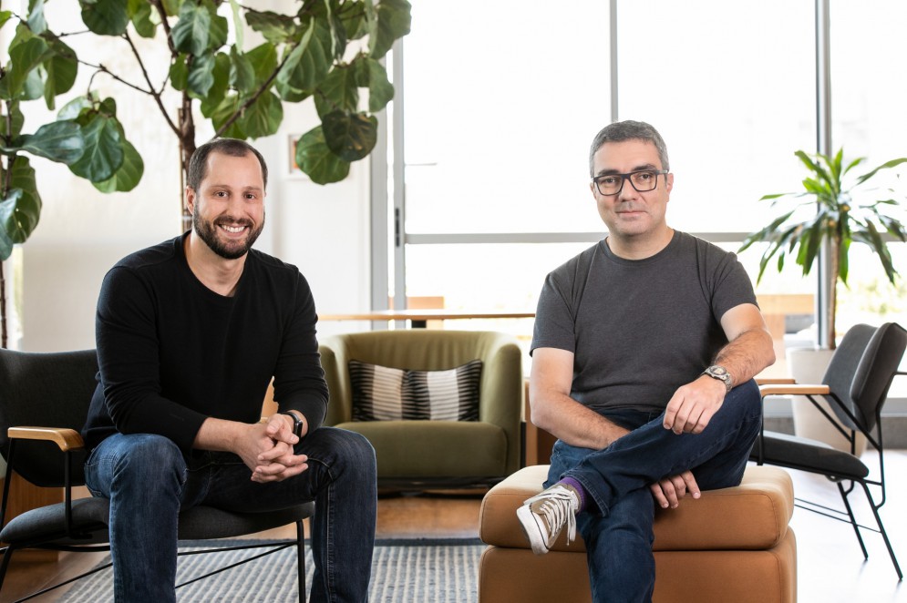 QuintoAndar, dos cofundadores Gabriel Braga e André Penha, chegou aos US$ 5,1 bilhões de valor de mercado, projetando um 2022 de expansão para todo o Brasil e chegada ao México.(Foto: VIVIAN KOBLNSKY)