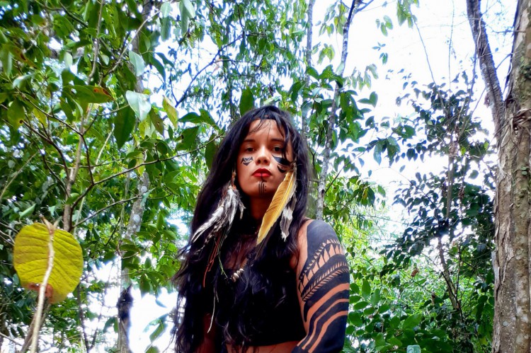 A artista e ativista Merremii Karão Jaguaribaras(Foto: divulgação)
