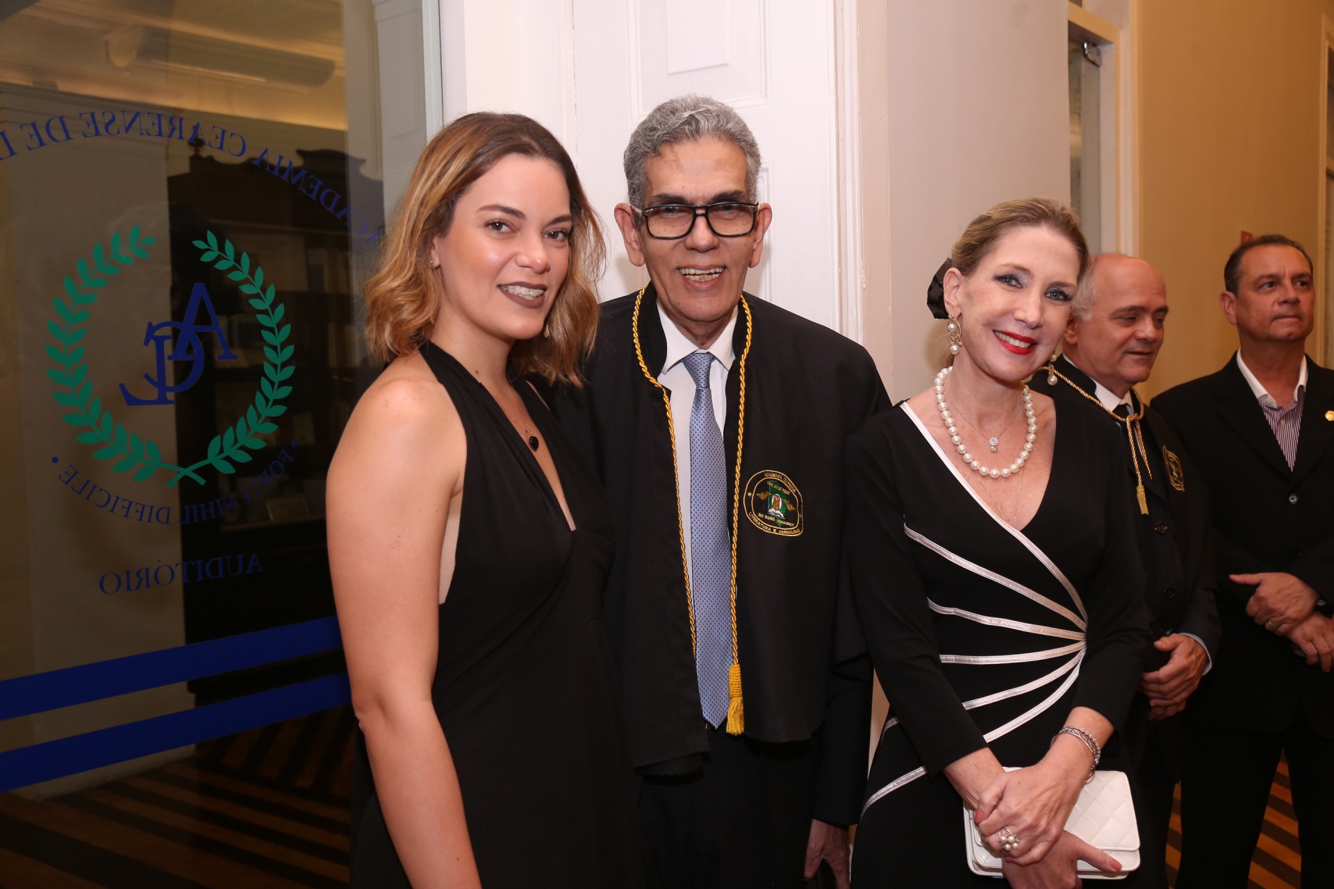 (Foto: JOÃO FILHO TAVARES)Tamires Távora, Sávio Queiroz e Marjorie Marshall