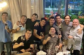 Roberto Welton, Moisés Oliveira, Kléber Macedo, Marcelo Sombra, Roberto Dias, Flávio Menezes, Tuta Sancho, Pedro Carapeba, Marcelo  Cherry e Marcelo Arrais(Foto: divulgação)