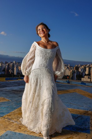 Helô Rocha assina vestido de noiva de Janja, inspirado na arte potiguar(Foto: RICARDO STUCKERT)