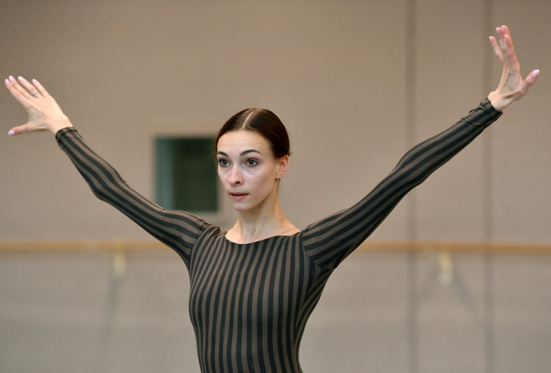 Por uma década, Smirnova foi um dos rostos da companhia como primeira bailarina (Foto: JOHN THYS / AFP)