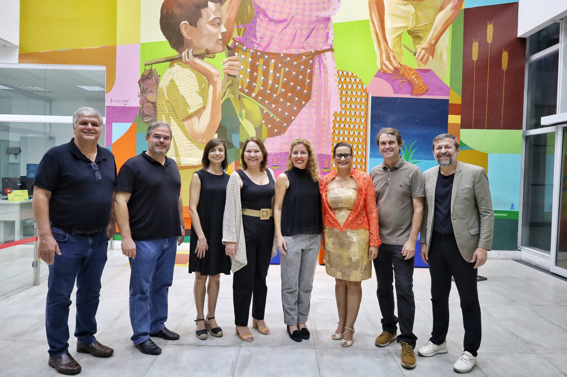 Ricardo Costa, Edson Queiroz Neto, Vanessa Moreira, Selene Penaforte, Ticiana Rolim Queiroz, Mariana Furlani, Alexandre Landim e Élcio Batista  (Foto: beatriz bley/ divulgação )