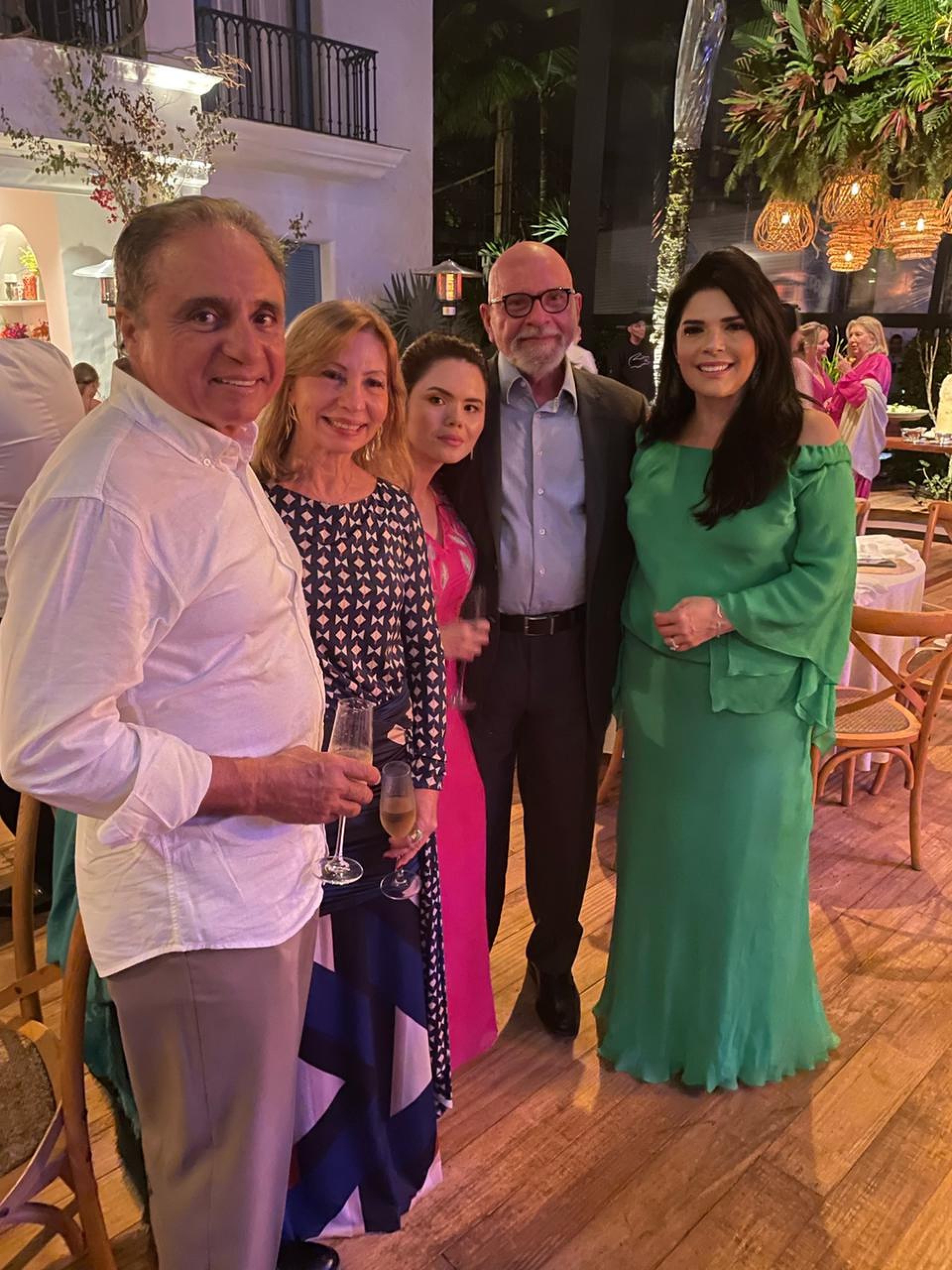 (Foto: Arquivo Pessoal)Nestor Silva, Eveline Pinheiro, Shirley e Cândido Pinheiro e Sellene Câmara