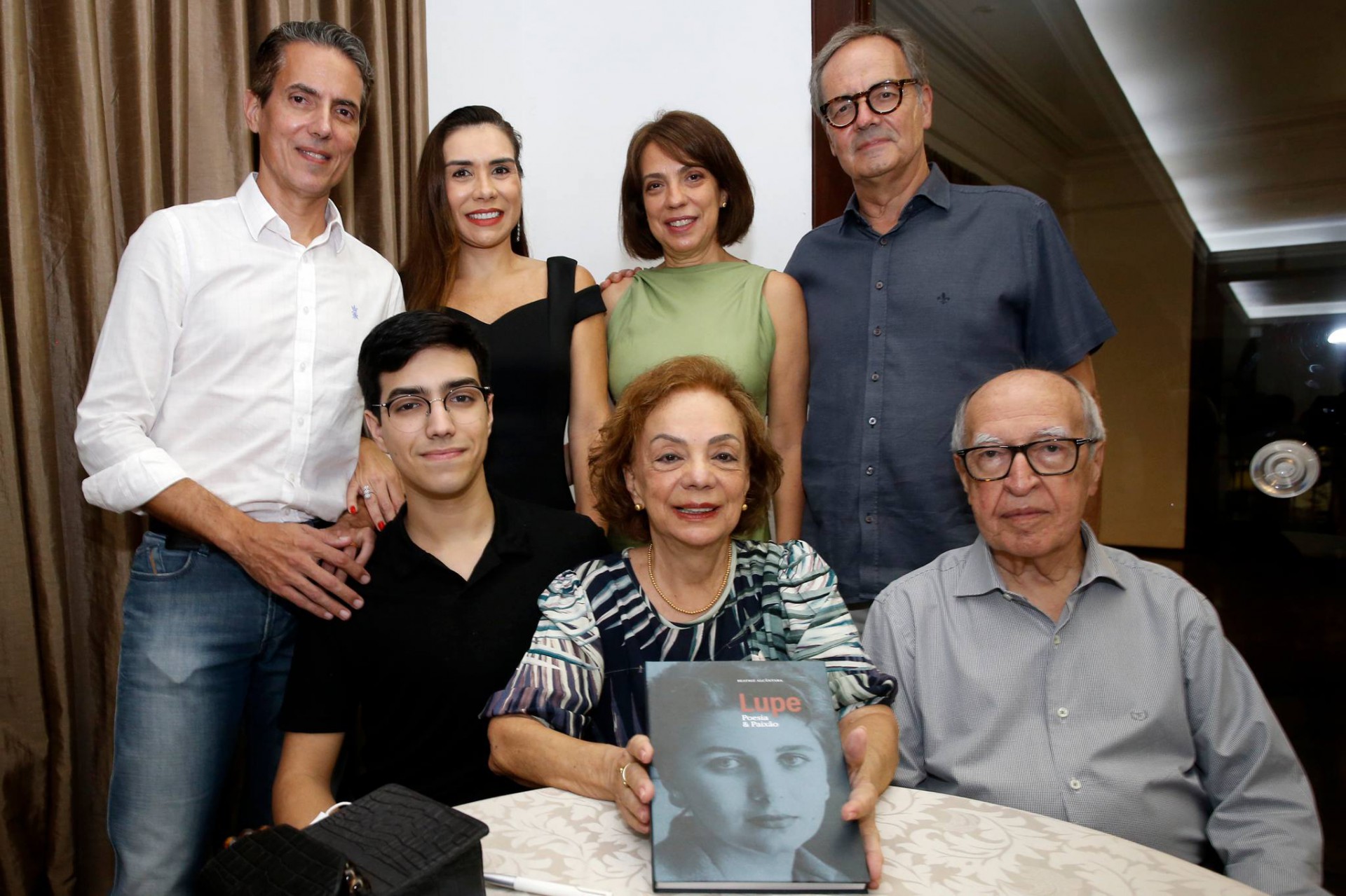 (Foto: DIVULGAÇÃO)Leo, Anne e Daniela Alcântara, Rui Campos Matos, Lucas, Beatriz e Lúcio Alcântara