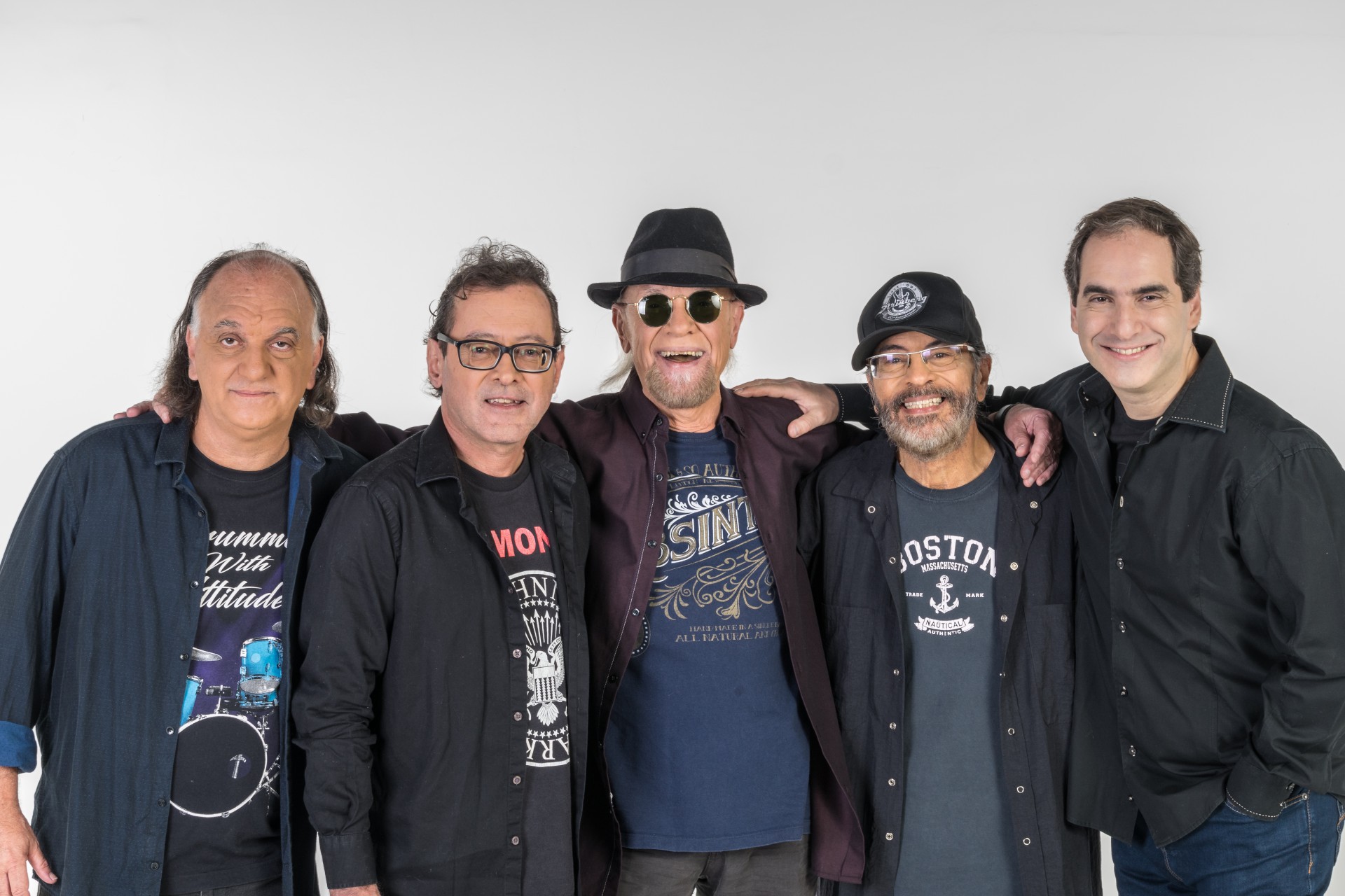 A banda The Fevers se apresenta em Fortaleza em duas datas neste fim de semana (Foto: Divulgação)