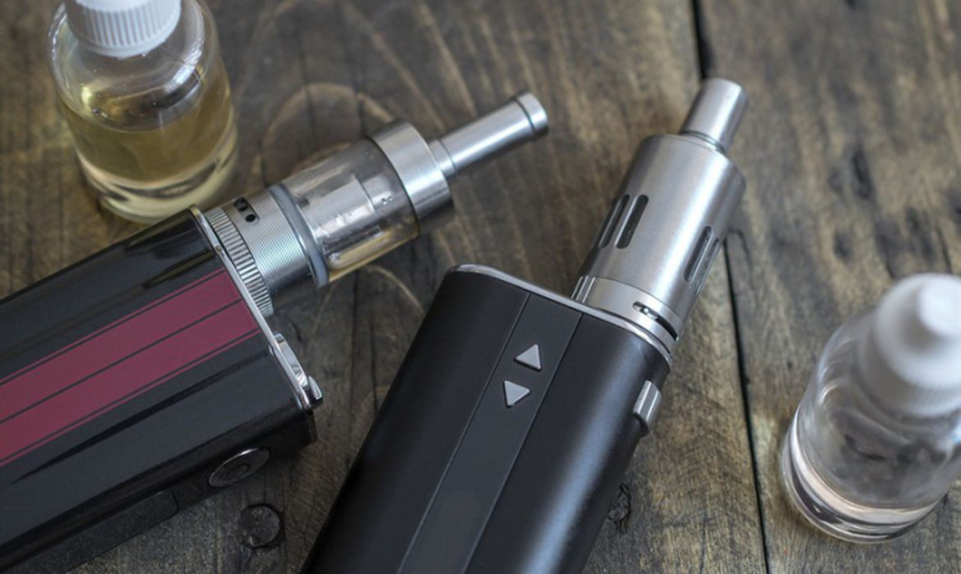 Advanced personal vaporizer or e-cigarette, from above (Foto: Arquivo)