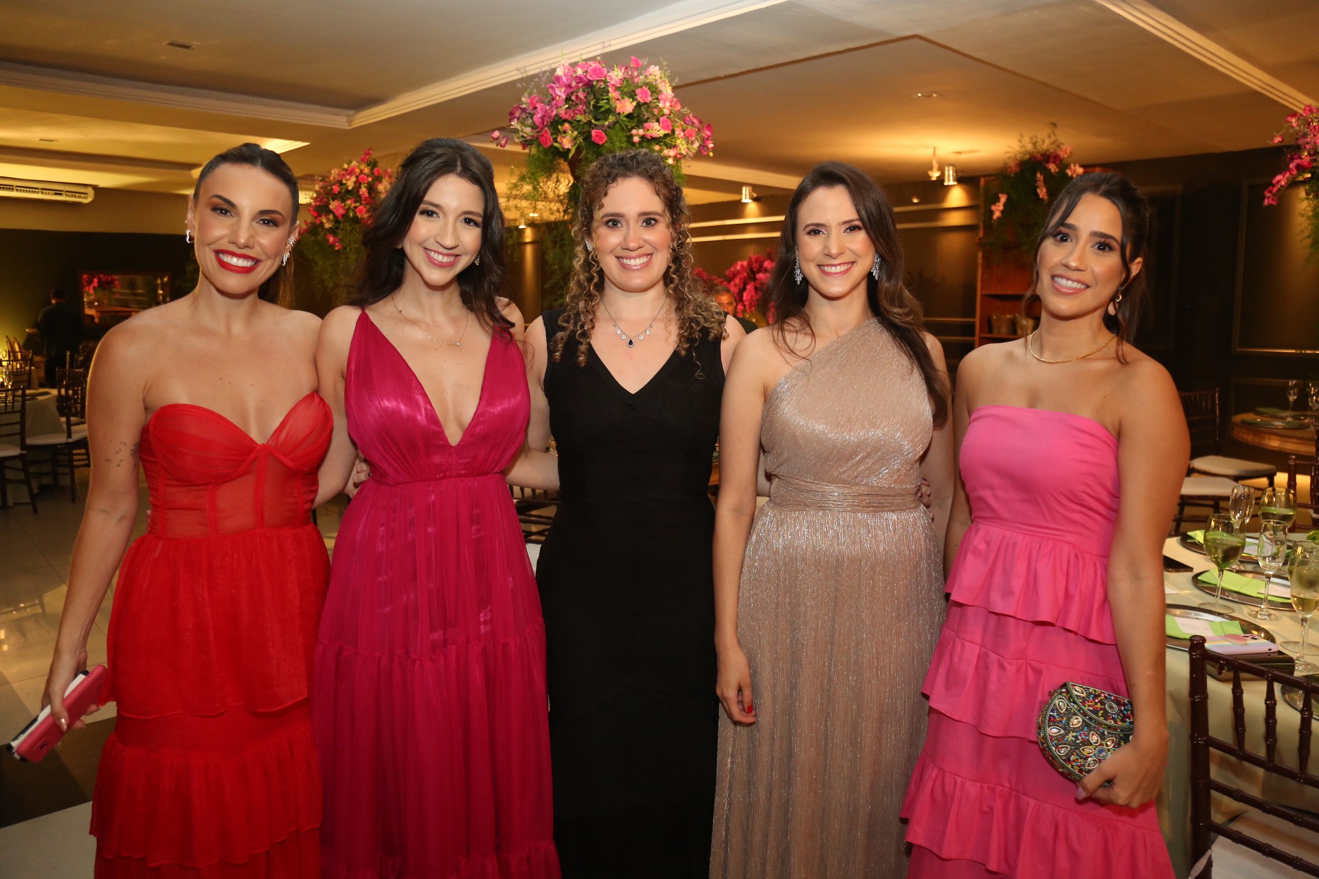 (Foto: JOÃO FILHO TAVARES )Lisly Borges, Renata Castro, Gabriele Studart, Ana Caroline e Natália Barros