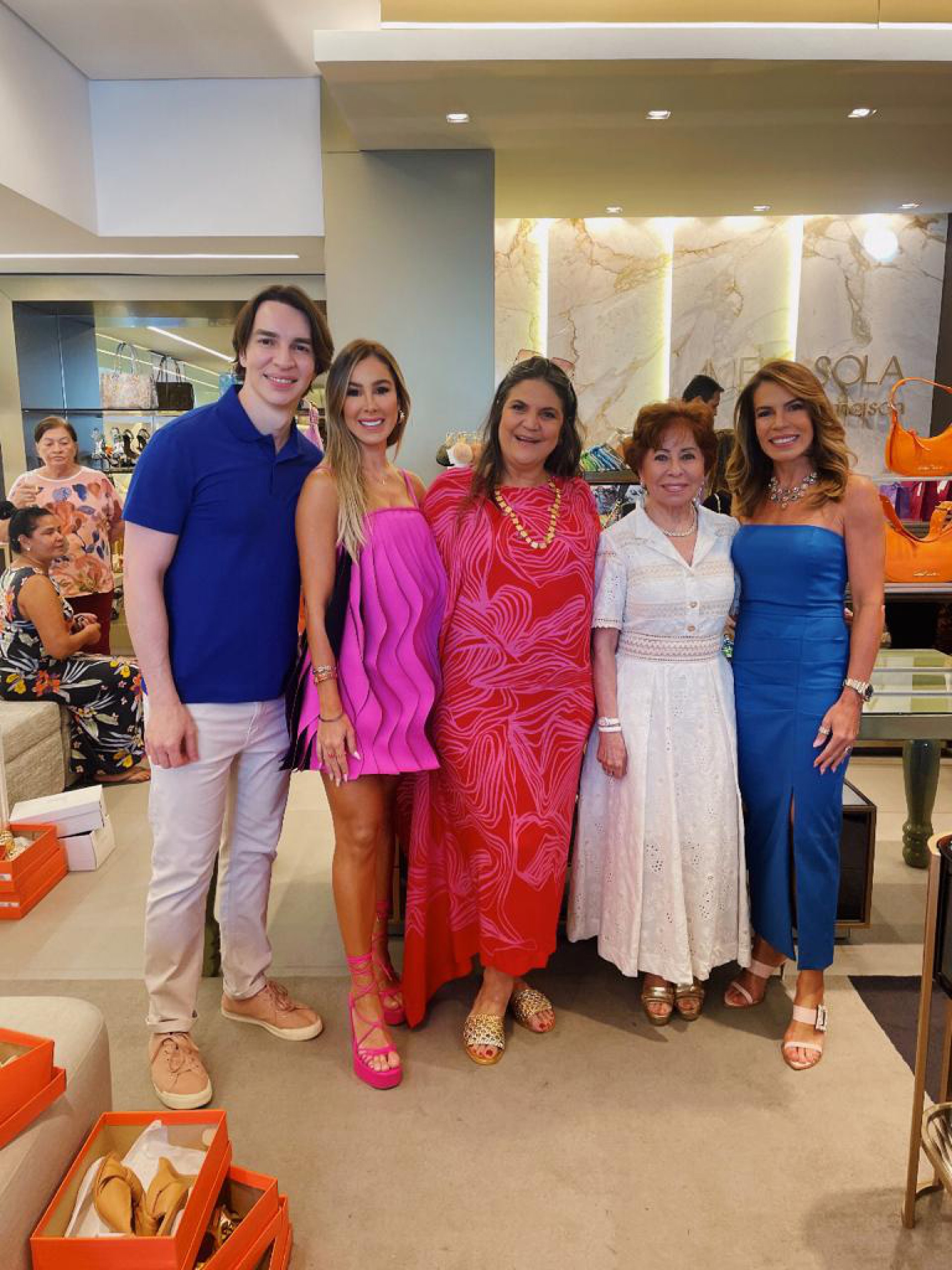 André e Priscila Albuquerque, Luiza Barcelos, Tane Albuquerque e Maira Silva