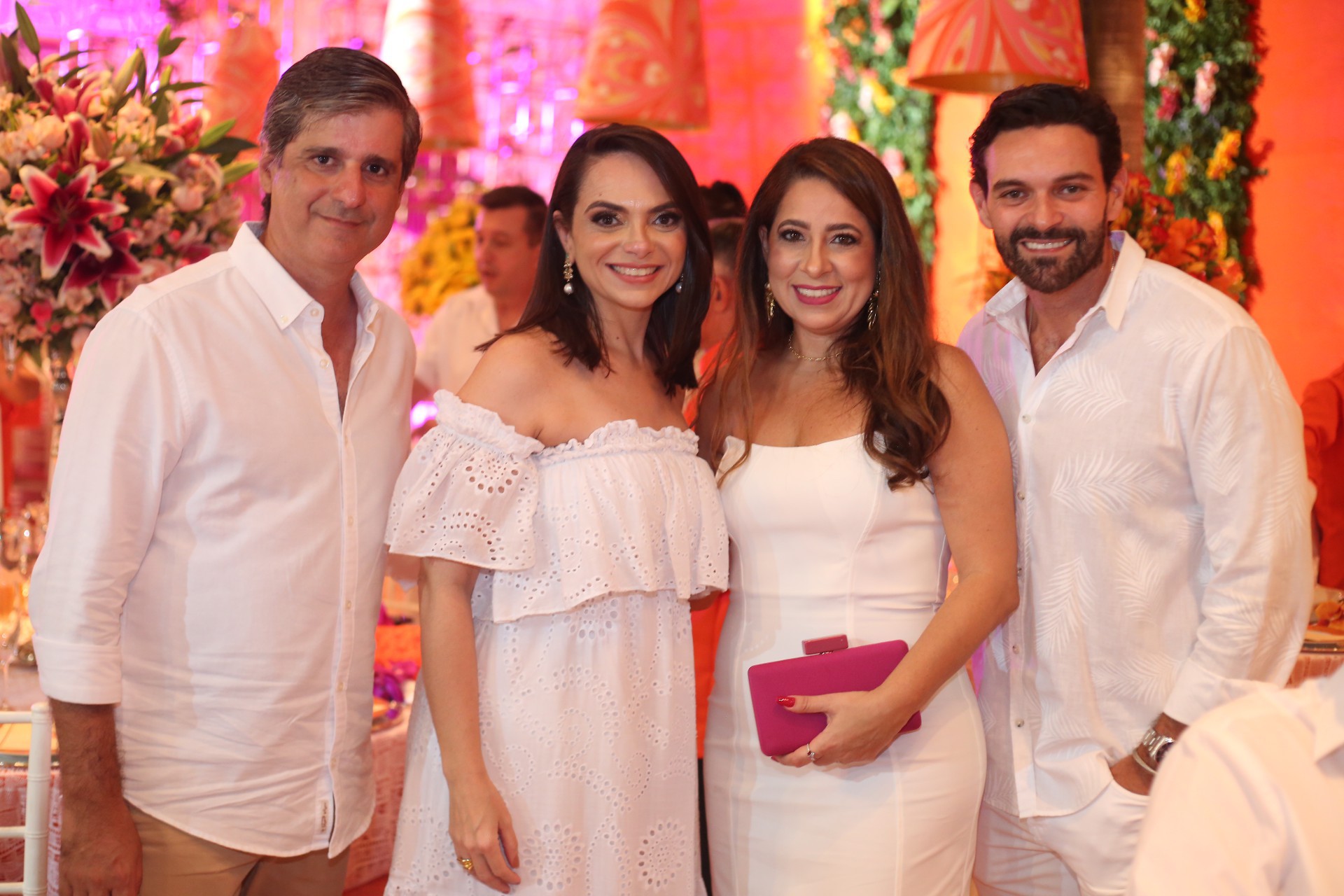 (Foto: JOÃO FILHO TAVARES)Roberto Pinheiro e Claudia, Anelise e Clovis Holanda