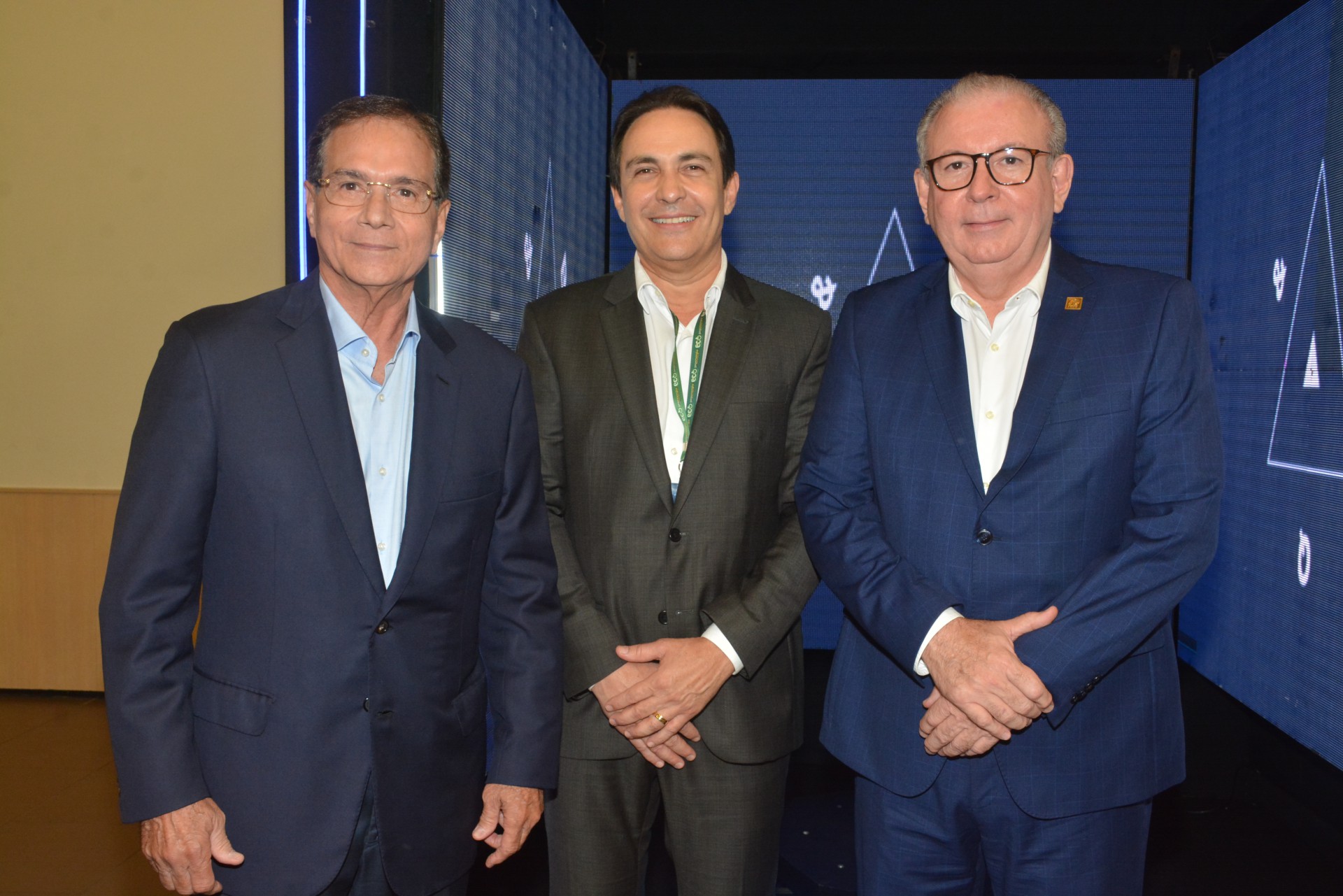 (Foto: Divulgação                    )Beto Studart, Luis Carlos Queiroz (Sindienergia) e Ricardo Cavalcante (FIEC)