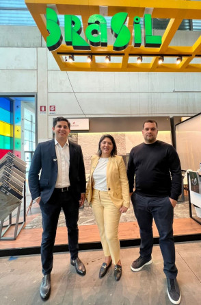 CEO David Silveira, Sávia Silva, gerente comercial e Lucas Mesquita, gerente de exportação da Granosem Verona(Foto: divulgação)