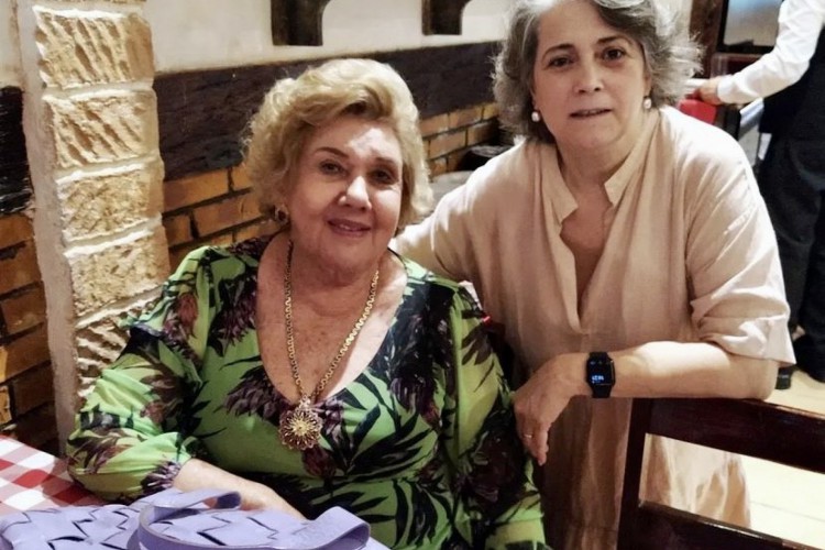 Consuelo Dias Branco e a portuguesa Nerta Castro Lopes (Foto: arquivo pessoal )