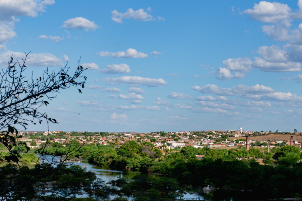 Vista da cidade de Quixeramobim, onde nasceu Antônio Vicente Mendes Maciel e ser tornou Antônio Conselheiro, líder de Belo Monte(Foto: Aurelio Alves)