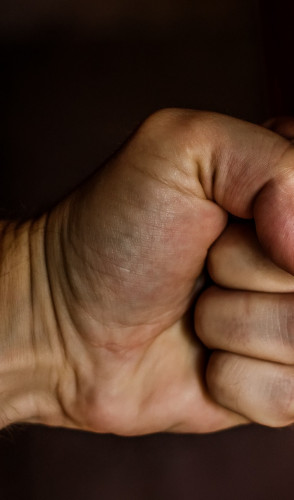 A Anistia Internacional descobriu que, do dia 2/7 a 29/9, houve 42 violações de direitos humanos. 