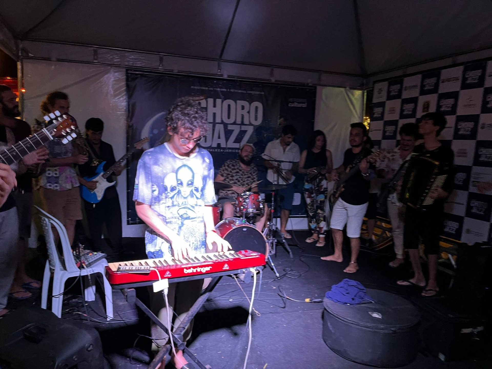 As noites do Choro Jazz encerram com jam session em tenda na praça principal
 (Foto: Tainá Cavalcante/ Divulgação)