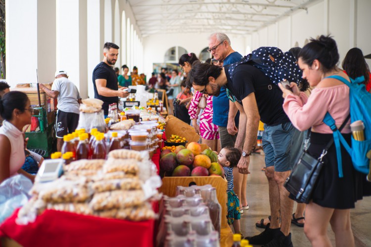 Mercado AlimentaCE realiza festivais, feiras e tem ocupação de restaurantes