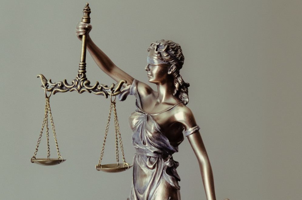7 dos 8 presidentes desde 1988 já tiveram que se explicar na Justiça(Foto: Tingey Injury Law Firm/Unsplash)