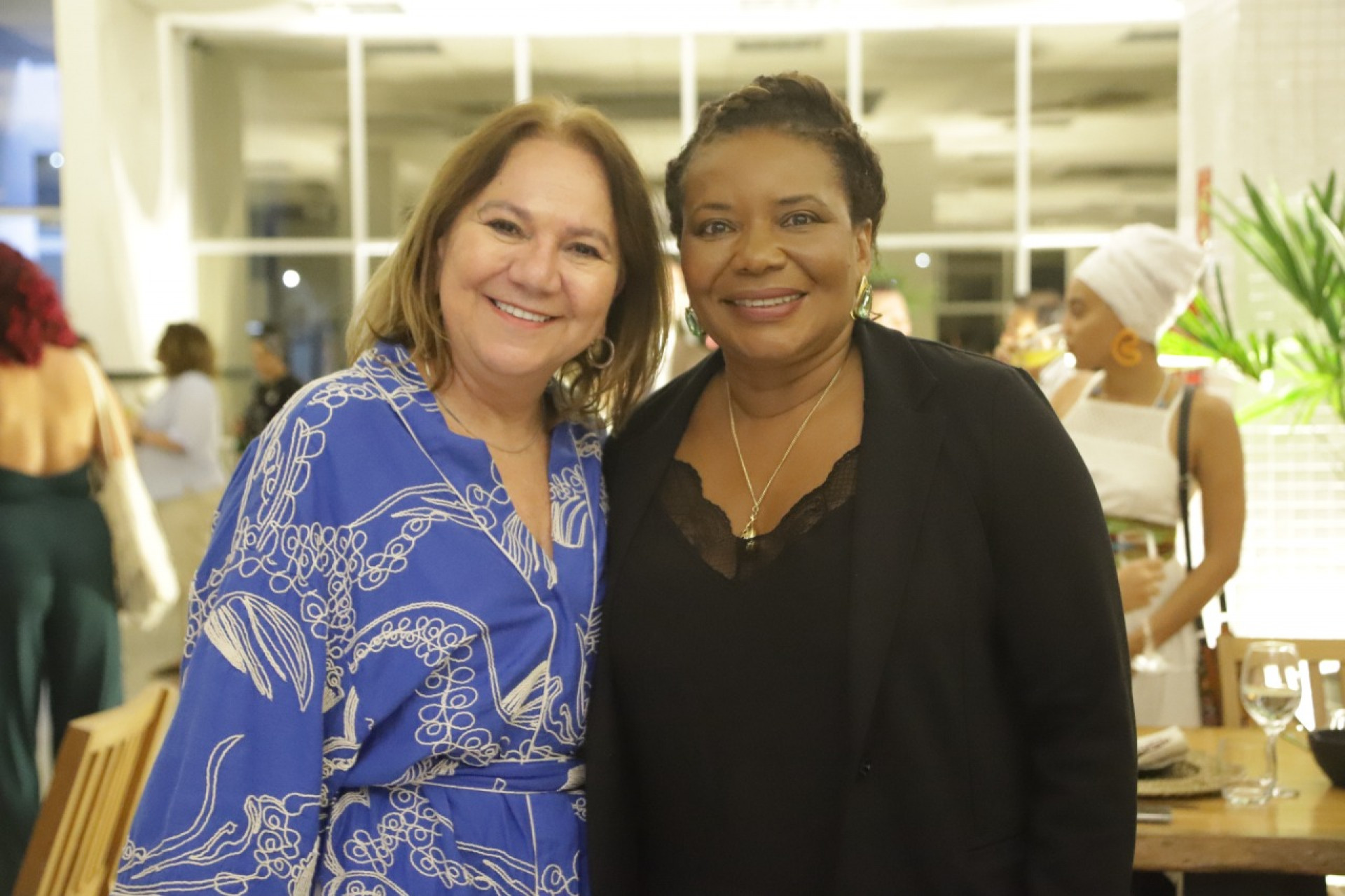 Selene Penaforte e Margareth Menezes em visita a Fortaleza (Foto: Felipe Abud/Secult)
