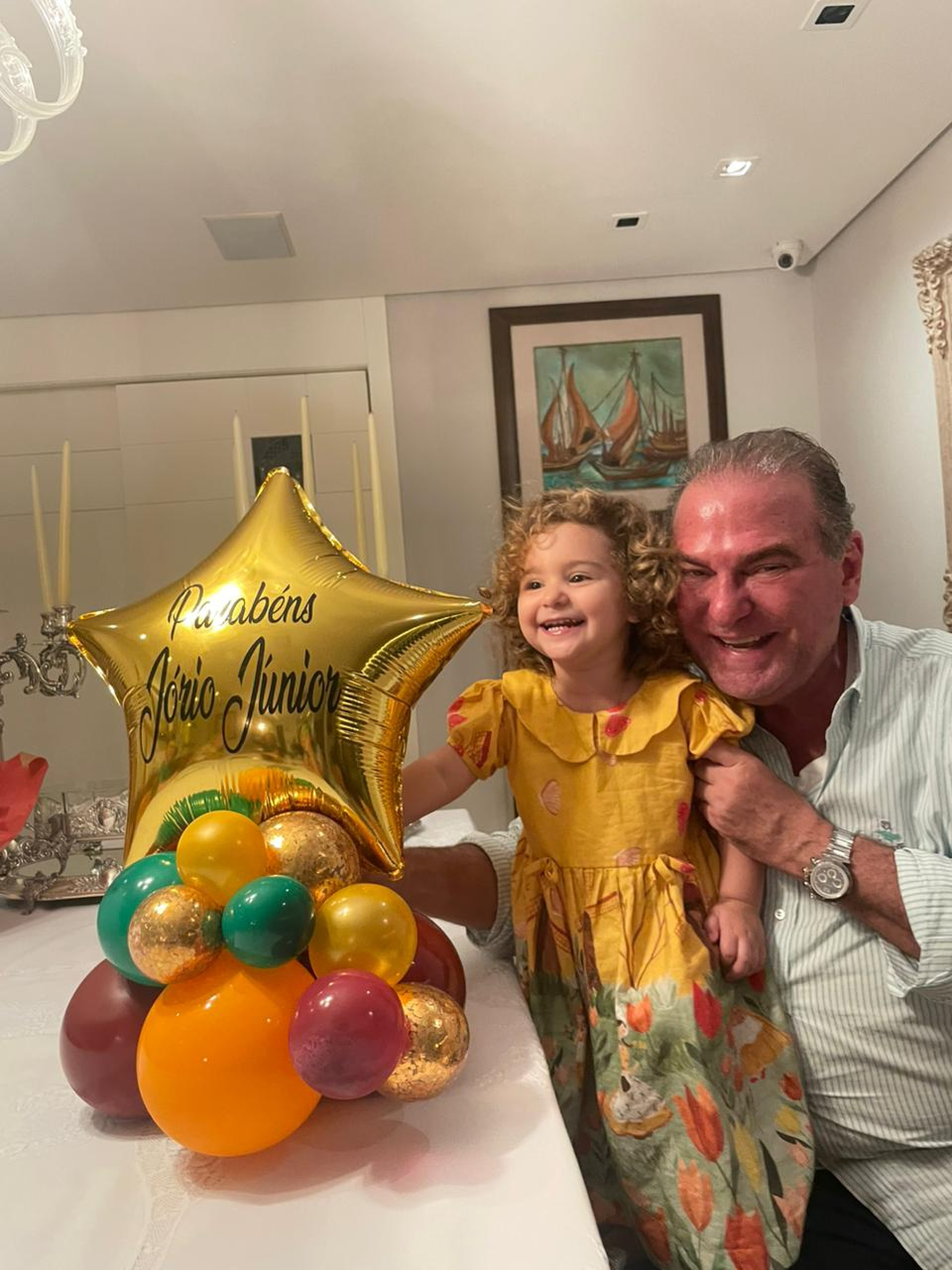 Jório com a única neta, Maria Thereza, filha querida de Nathália e Osvaldo Duarte(Foto: Arquivo Pessoal)