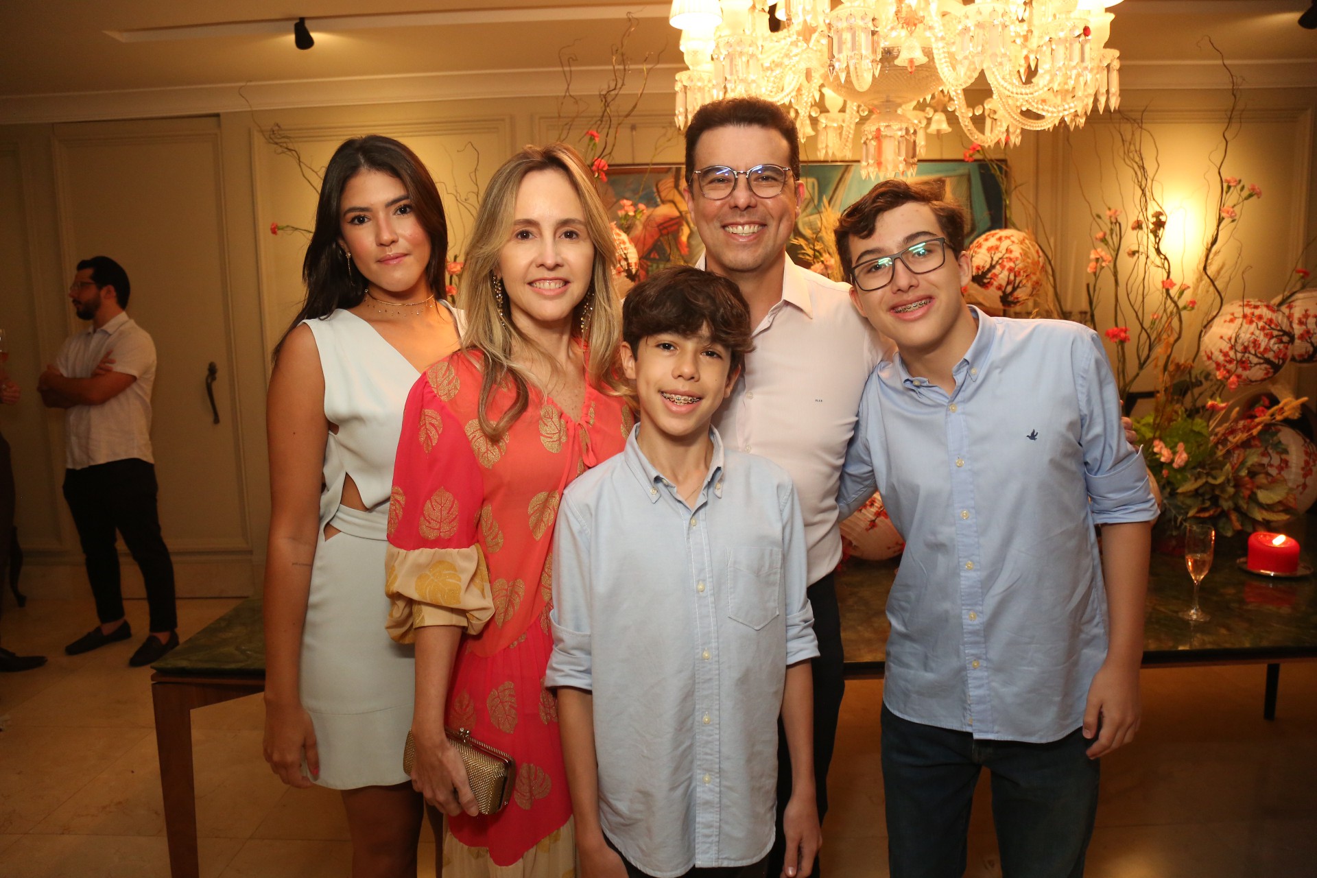 (Foto: João Filho Tavares/O POVO)Marina, Carol, Nizabro, Rafael e Lucas Fujita