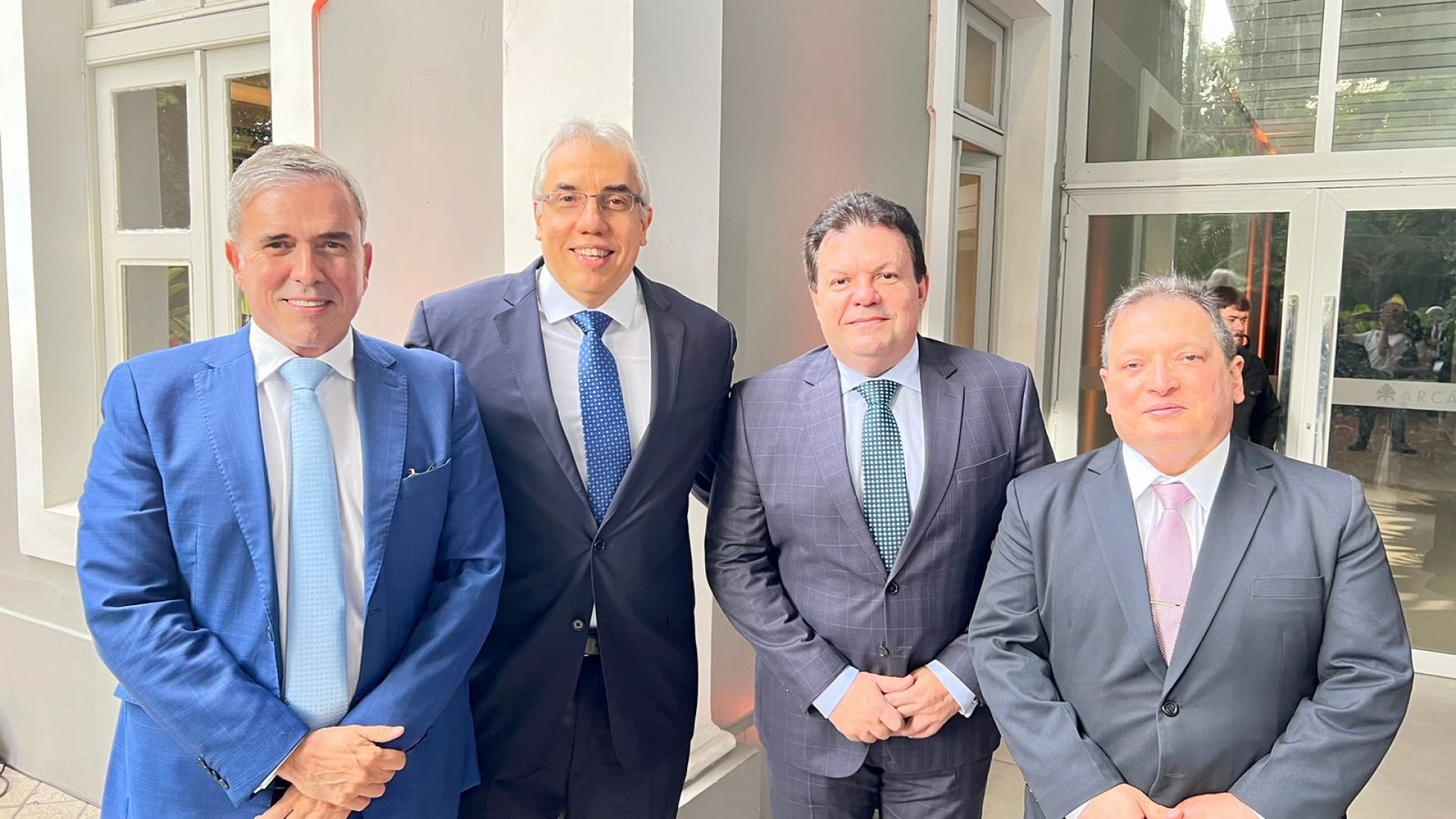 (Foto: Arquivo Pessoal)Desembargadores Bento Herculano, TRT/Natal; Sérgio Torres Teixeira, vice-presidente TRT/6ª Região; advogado Fernando Férrer; e Durval Maia, presidente TRT/7ª Região