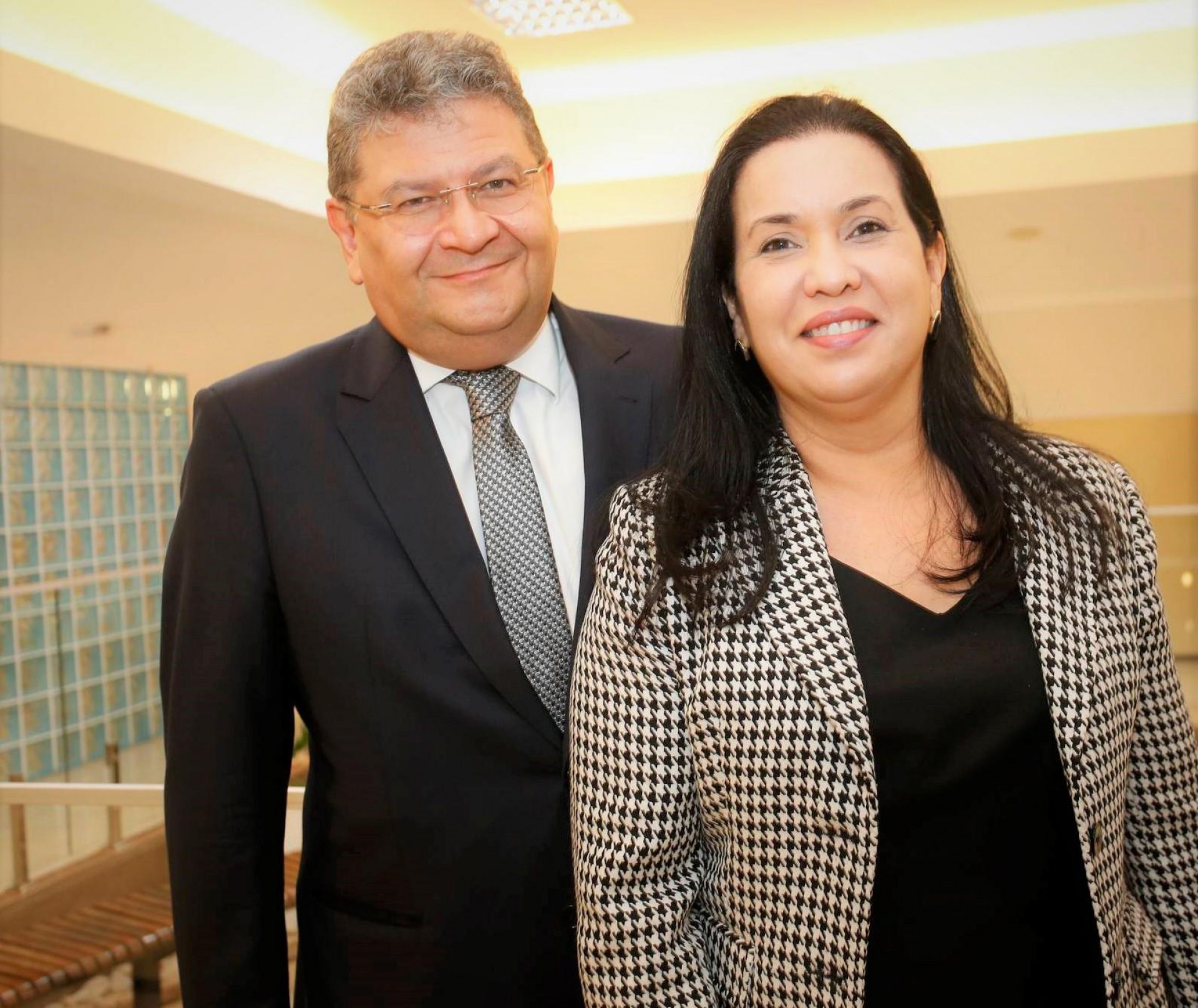 Hélio Leitão e Christiane: Anuário do Direito(Foto: Divulgação)