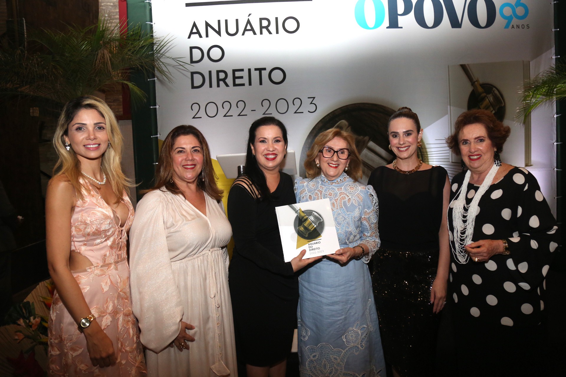 (Foto: João Filho Tavares/O POVO)Susi Castro, Adryana Joca, Christiane Leitão, Socorro França, Vládia Feitosa e Lêda Maria Souto
