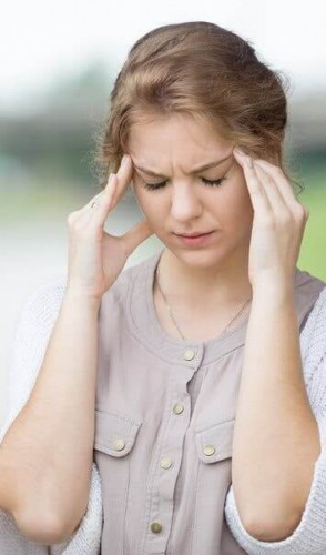 Um problema chamado de hiponatremia, que significa a queda do nível de sódio sanguíneo.