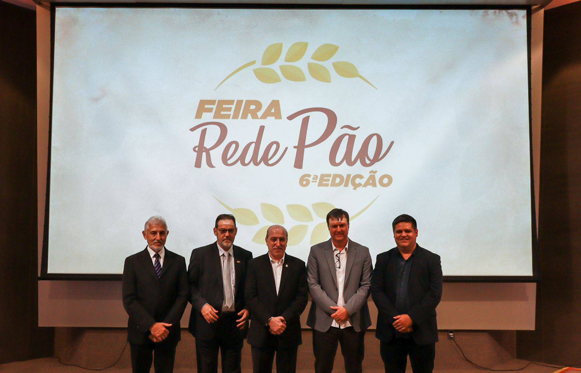 Presidente Alex Martins (Sindpan) prestigiado em sua posse por lideranças do setor(Foto: Divulgação)