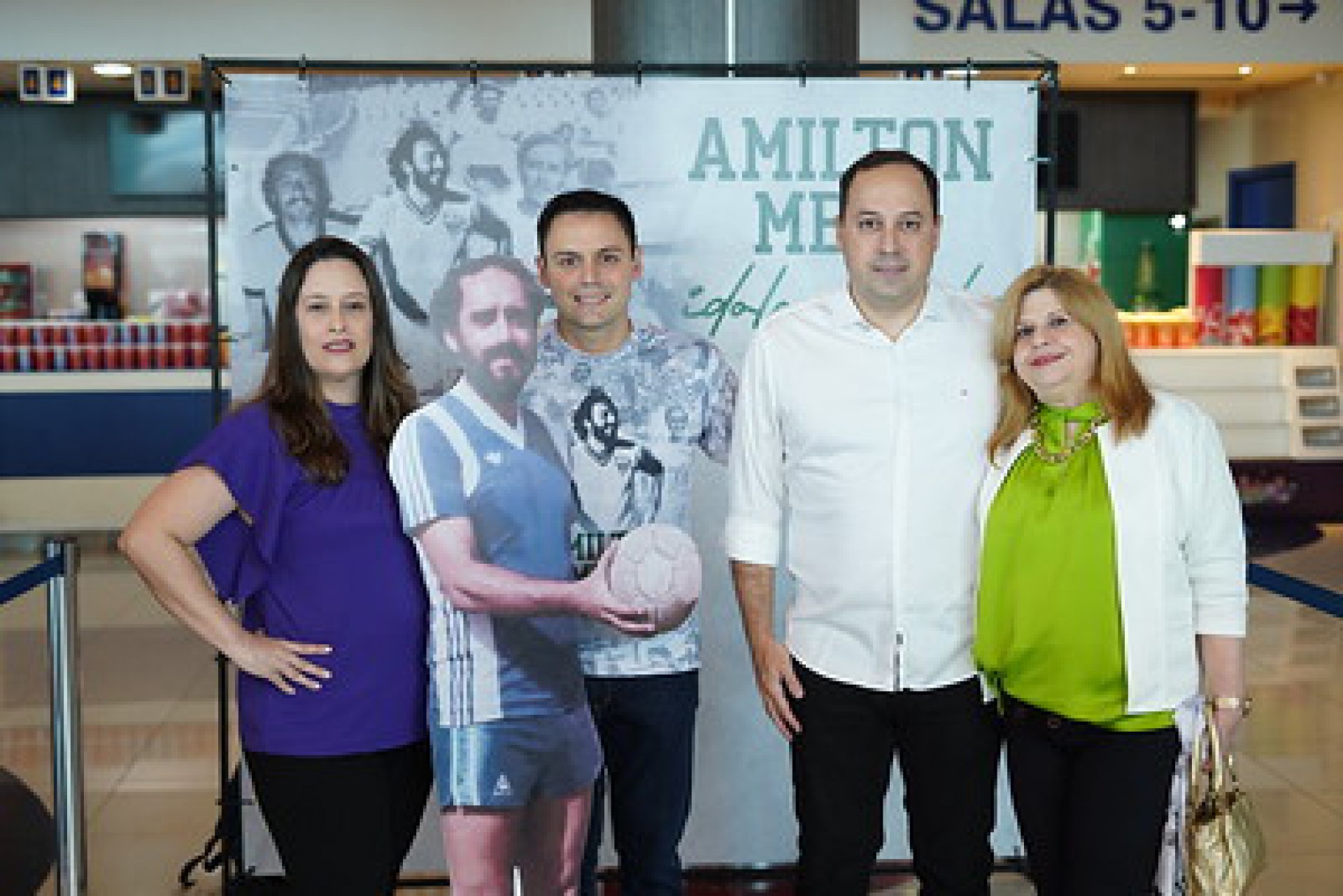 (Foto: JOÃO FILHO TAVARES)Alessa, Cristiano, Sandro e Gélia Camilo: família 
do jogador Amilton Melo