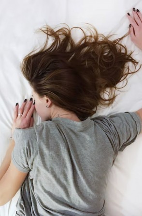Queixas de queda na concentração e irritabilidade podem estar ligados à apneia do sono(Foto: Dominic Sansotta)