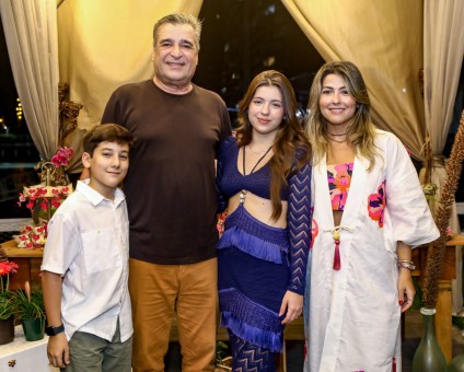 Newton, João Jaime de Andrade, Maria Giulia e Fabiana Ibiapina(Foto: Rogerio Lima/Divulgação)