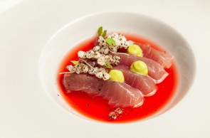 CRUDO DE ATUM COM ACEROLA

