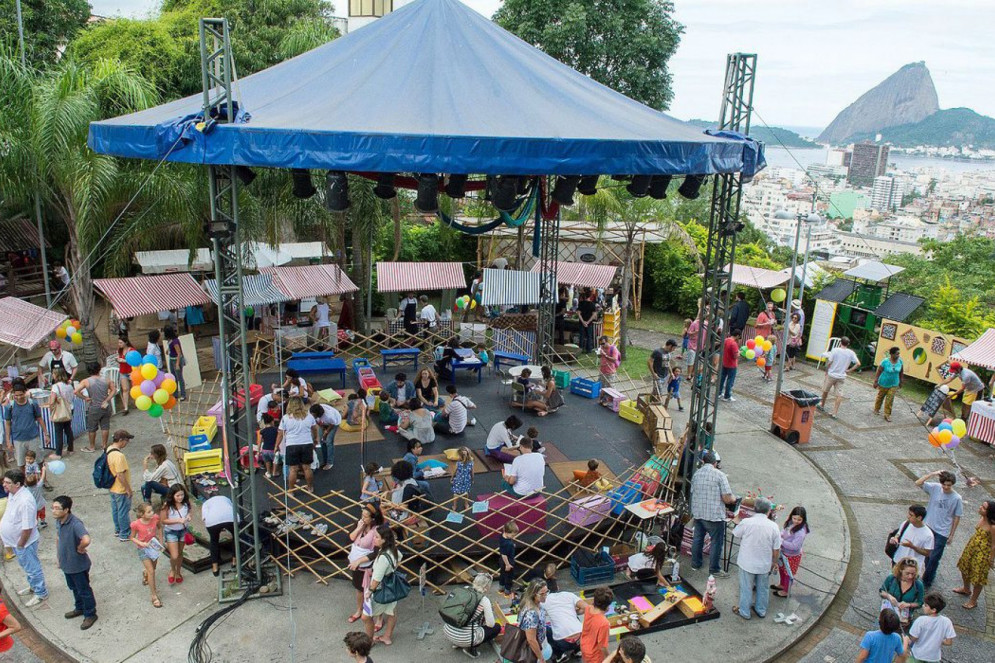 Festa Literária de Santa Teresa terá tributos aos 100 anos da Portela 