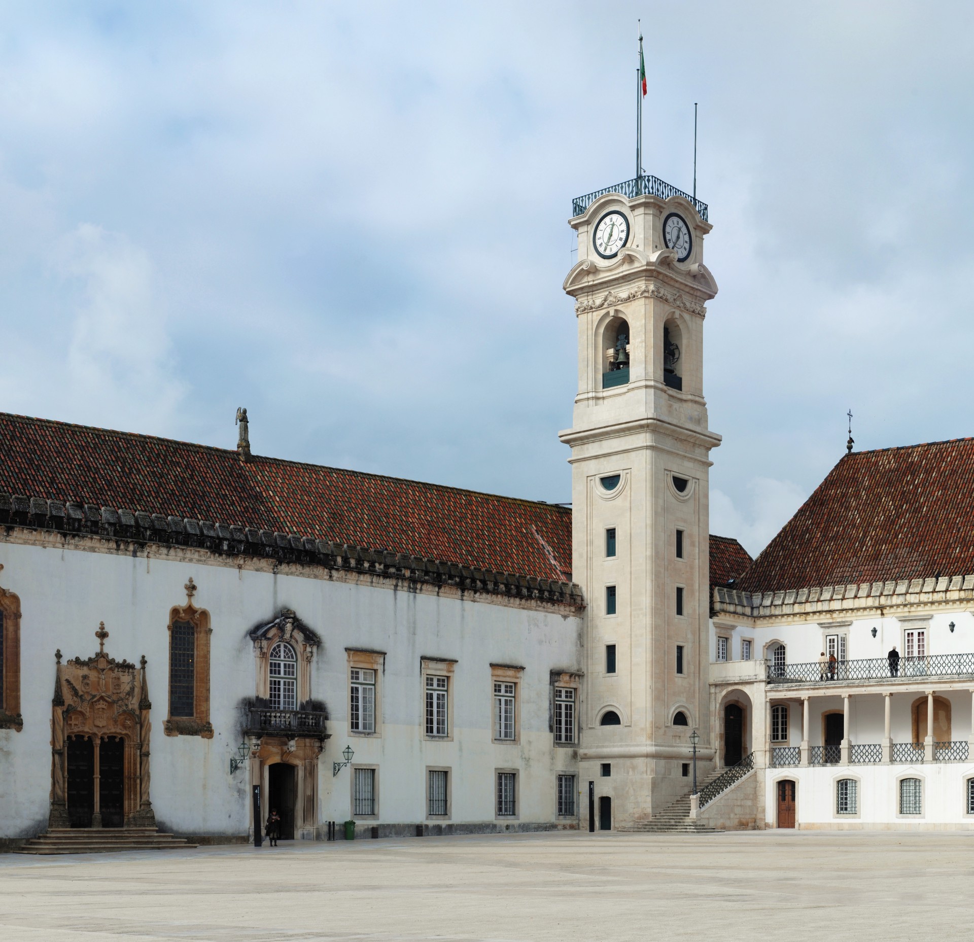 Torre da Universidade de Coimbra, da autoria de Antonio Canevari.