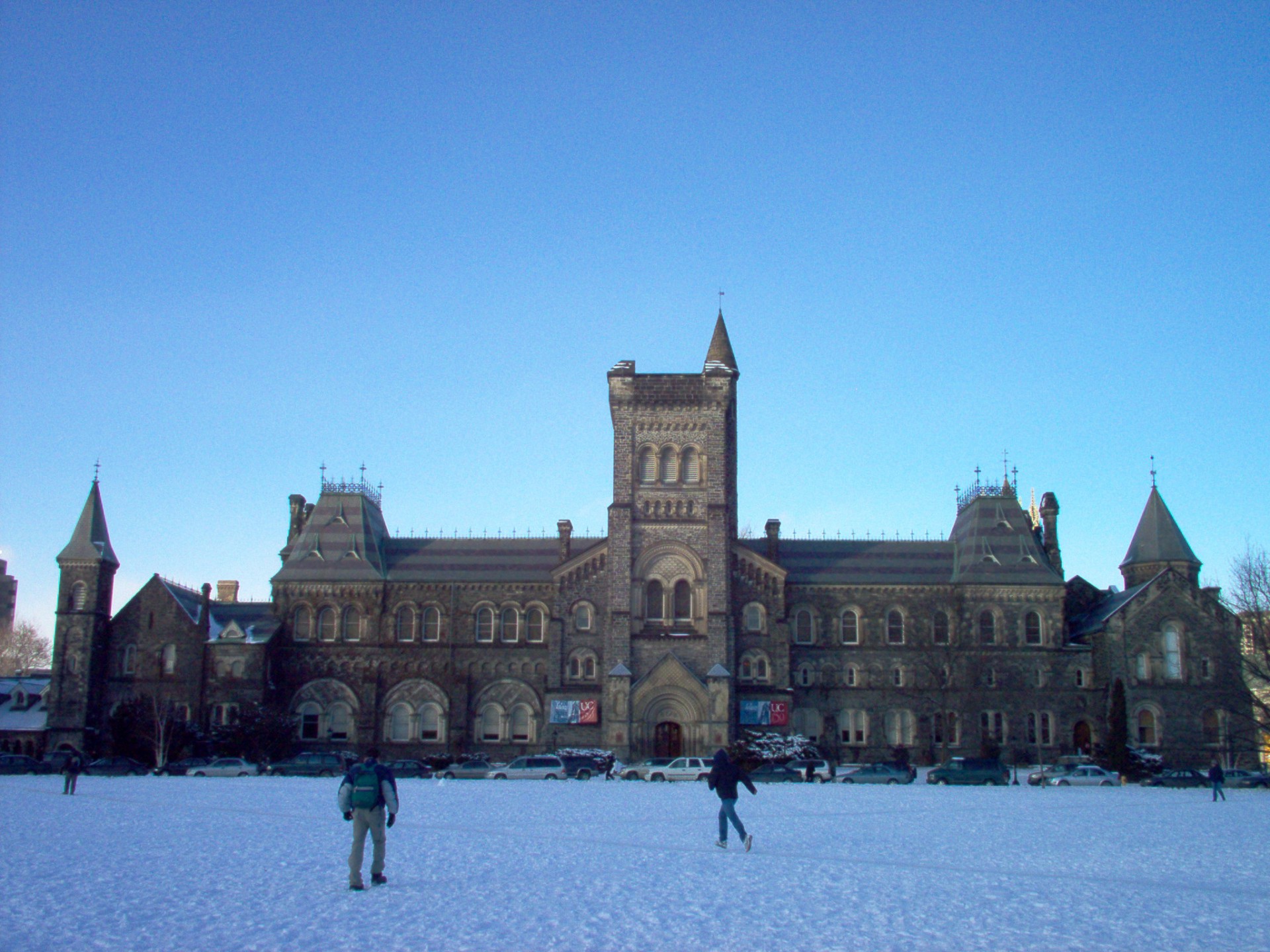 Universidade de Toronto.