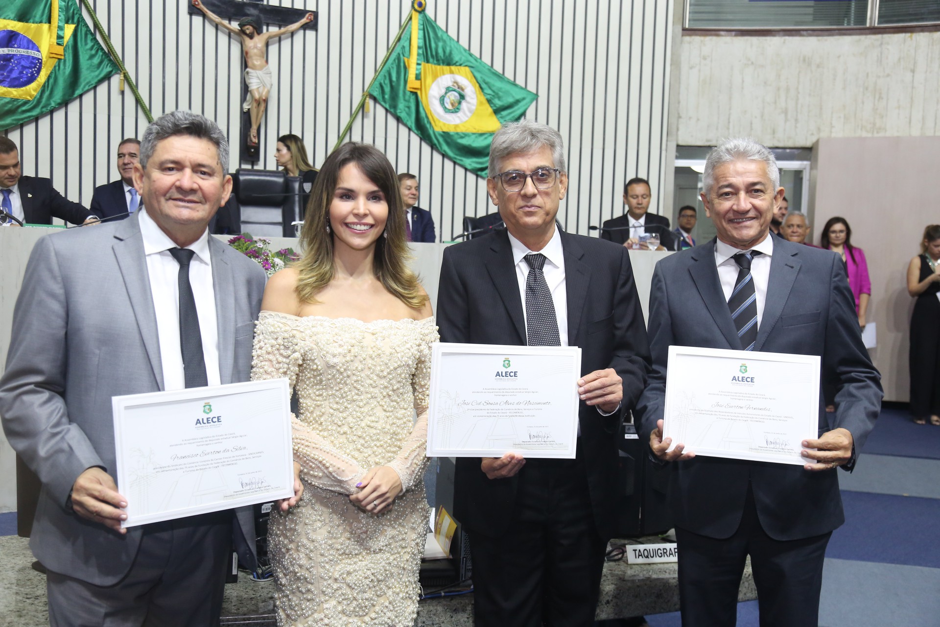 (Foto: João Filho Tavares/O POVO)Homenagem à Fecomércio 
na Assembleia Legislativa