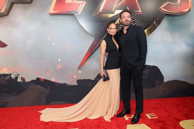 Jennifer Lopez e Ben Affleck(Foto: MICHAEL TRAN / AFP)