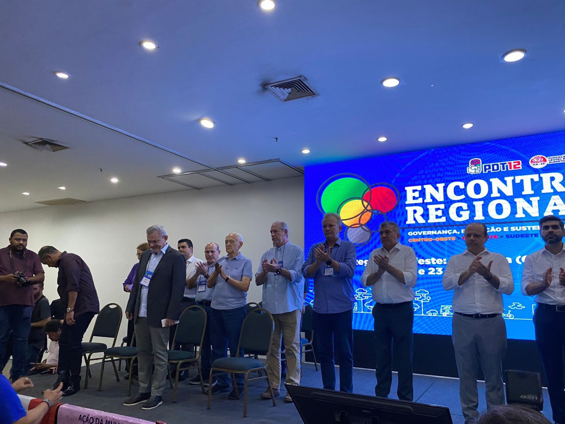 ￼Encontro do PDT com poucos deputados evidenciou racha no partido (Foto: Júlia Duarte)