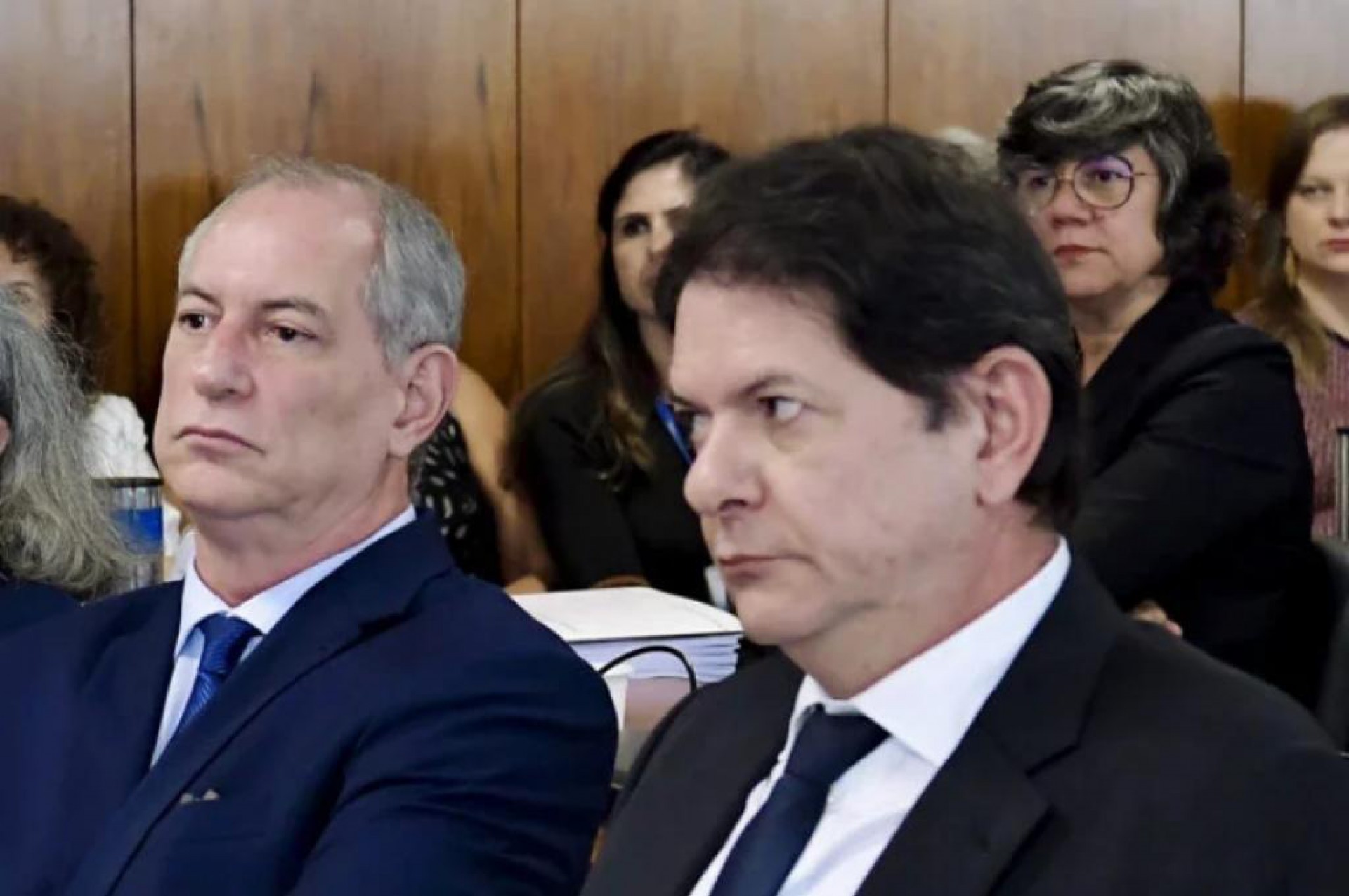 Cid Gomes admite abrir m o da reelei o ao Senado em favor de Ciro