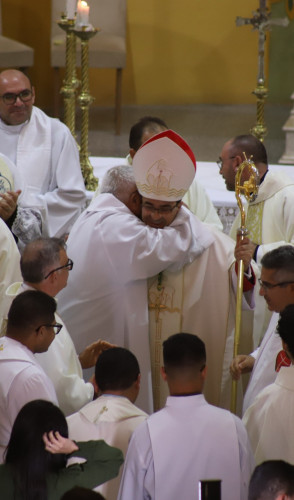 Dom Aurélio Pinto foi ordenado bispo de Quixadá neste sábado, 15